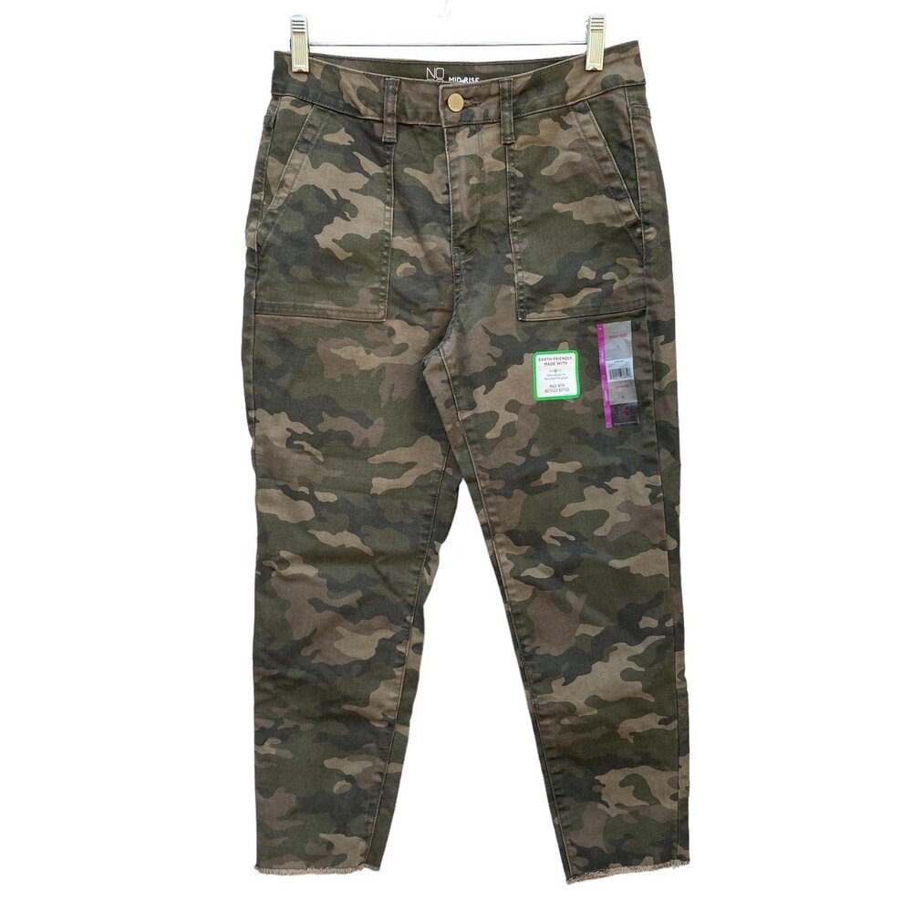 No boundaries 7-9 Sz M Classic Camouflage High Waist skinny ankle pants